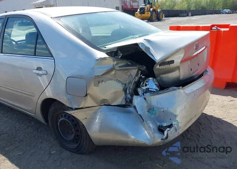 2004 Toyota Camry Le из США, поврежденный, VIN 4T1BE32K94U913506